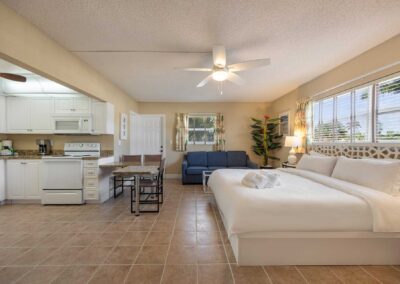 Studio Apartment - Coconut Bay Resort - Ft Lauderdale, Florida