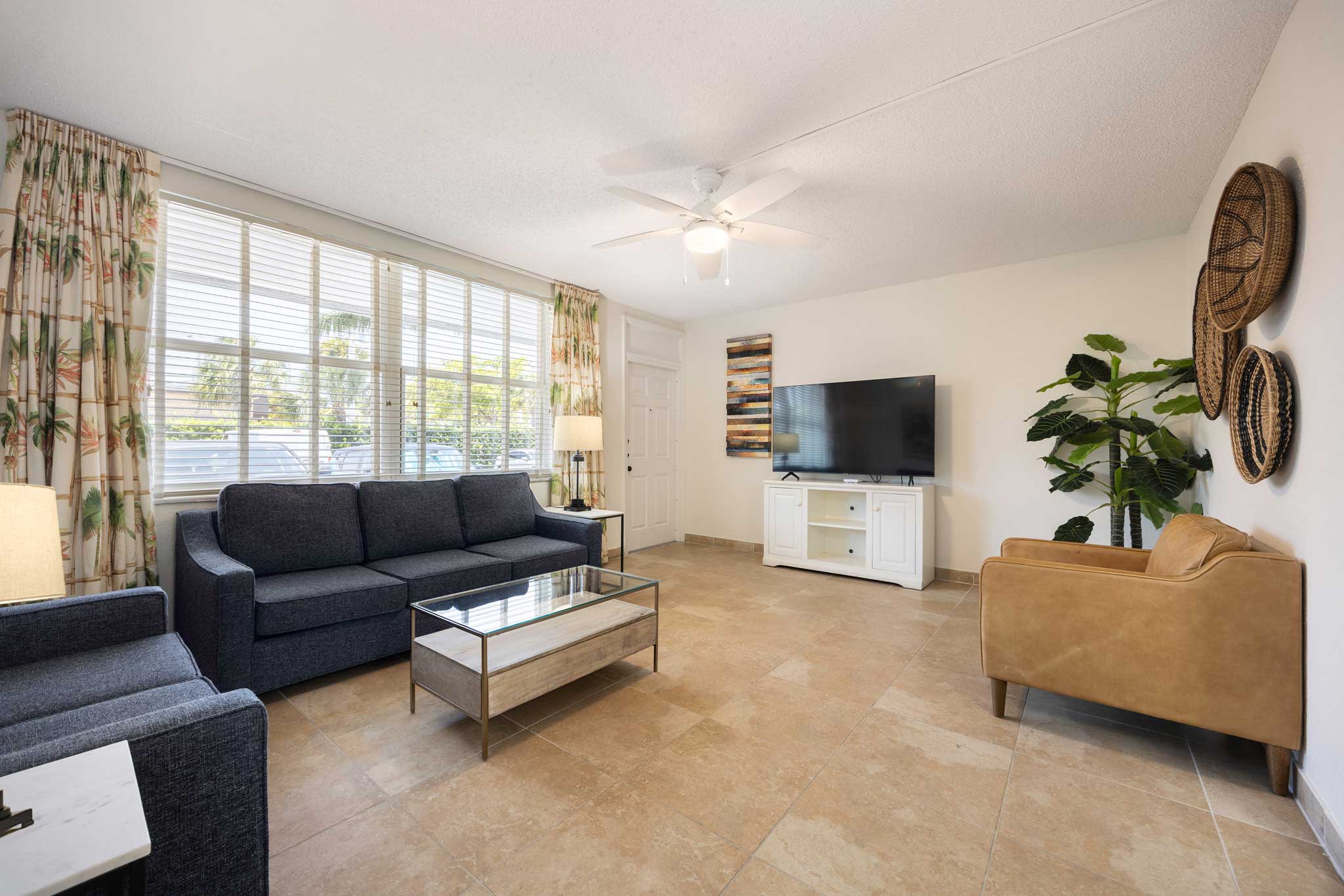 2 Bedroom Apartment - Coconut Bay Resort - Ft Lauderdale, Florida 2 Bedroom Apartment - Coconut Bay Resort - Ft Lauderdale, Florida
