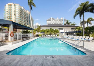 Coconut Bay Resort Pool & Hot Tub - Ft Lauderdale, Florida