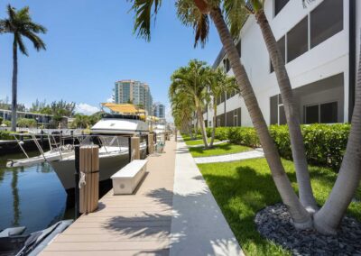 Coconut Bay Resort Dock - Ft Lauderdale, Florida